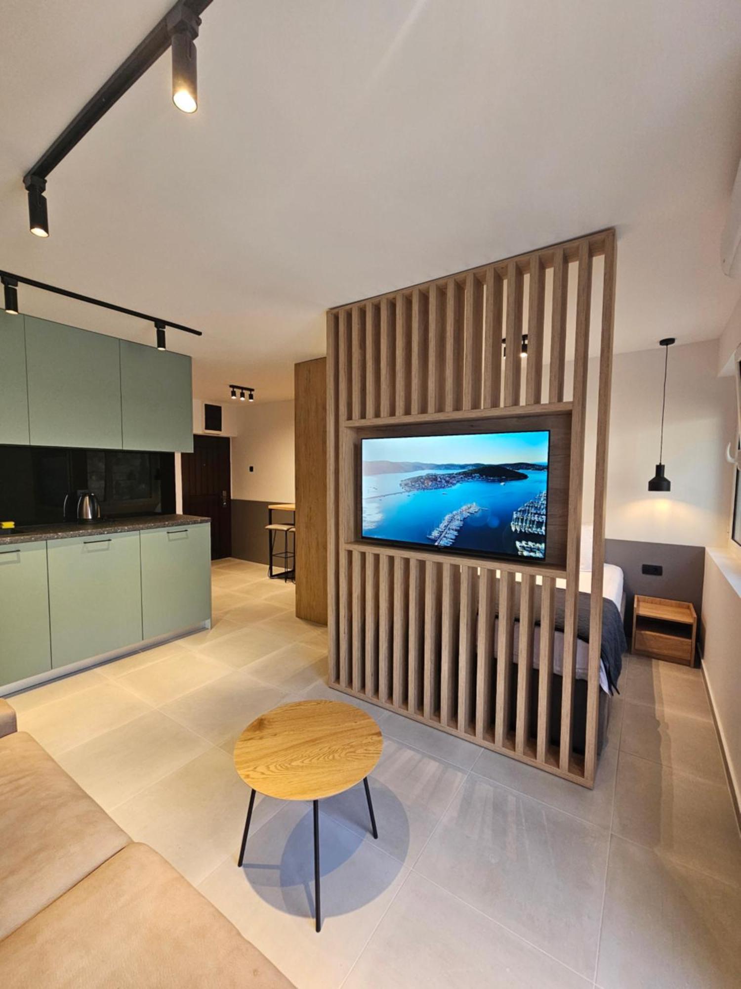 Anja & Ogo Apartments Sea View & Pool Petrovac Ngoại thất bức ảnh