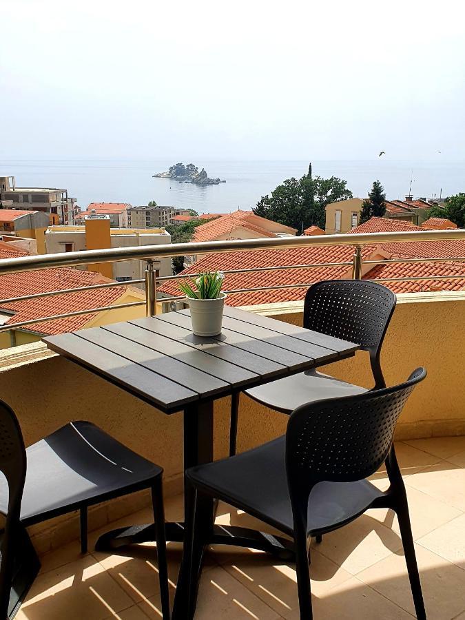 Anja & Ogo Apartments Sea View & Pool Petrovac Ngoại thất bức ảnh